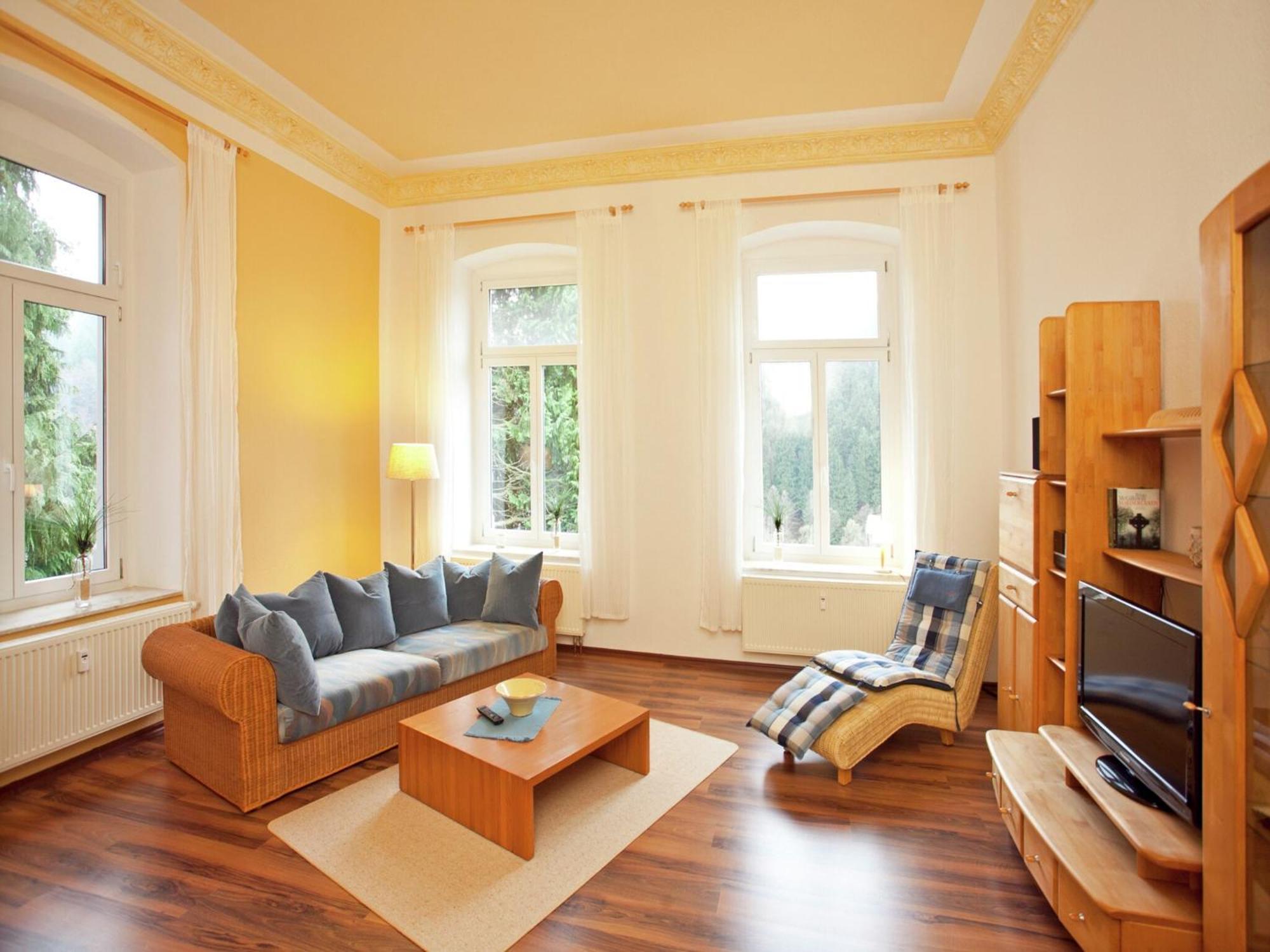 Alluring Villa In Grunhainichen Borstendorf With Garden Leubsdorf Exterior foto