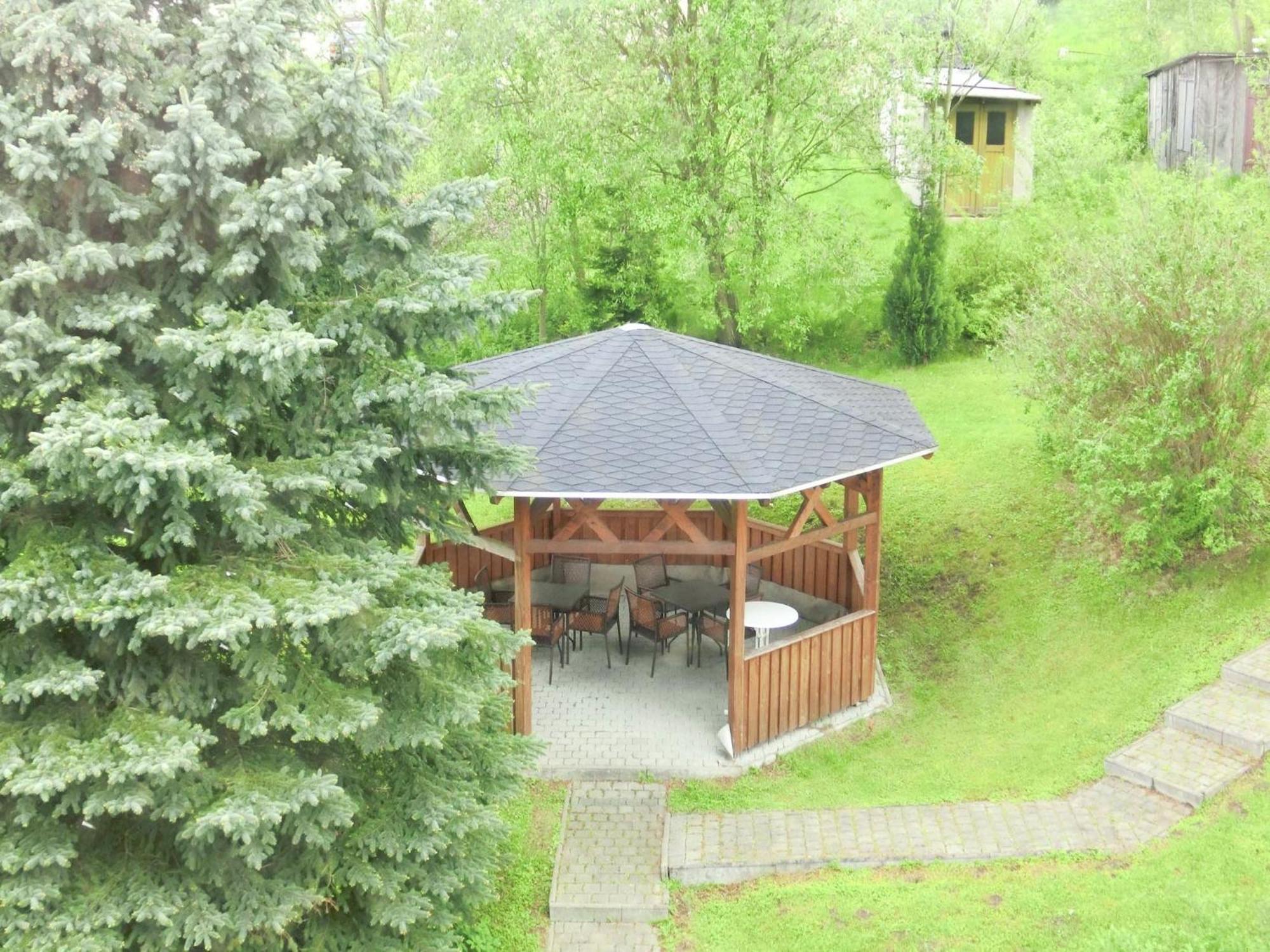 Alluring Villa In Grunhainichen Borstendorf With Garden Leubsdorf Exterior foto